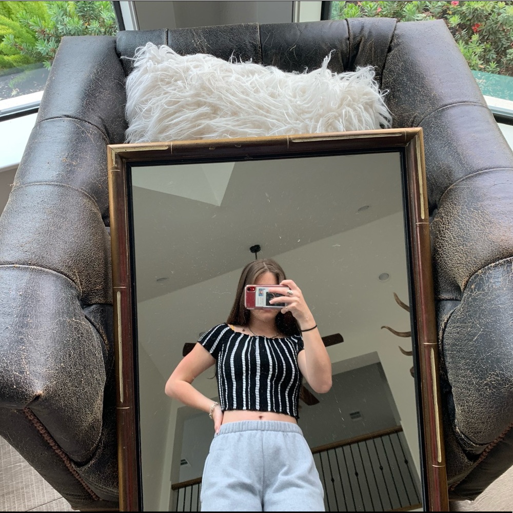 kendall & kylie shirt size small